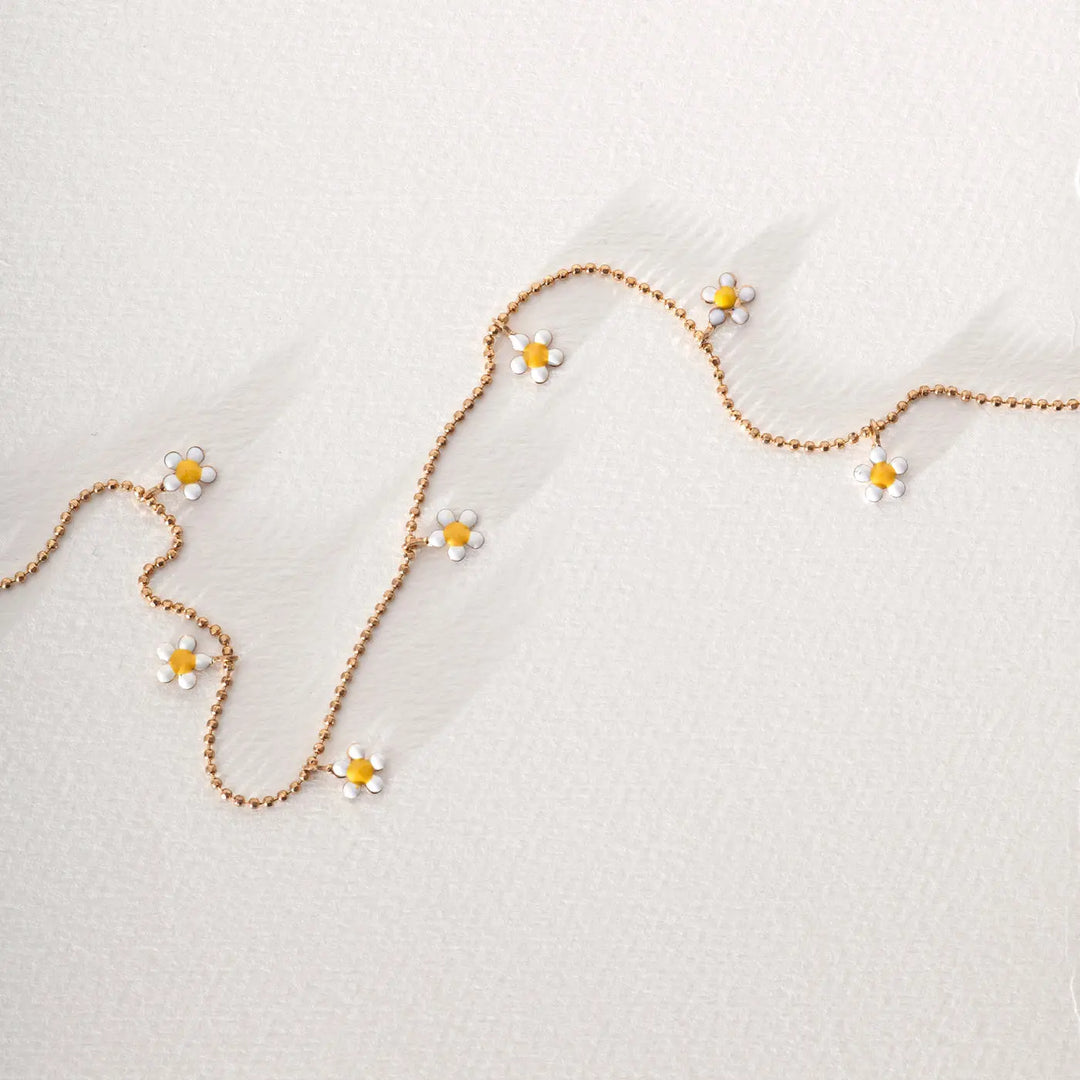 Ella - Daisy Flower Necklace